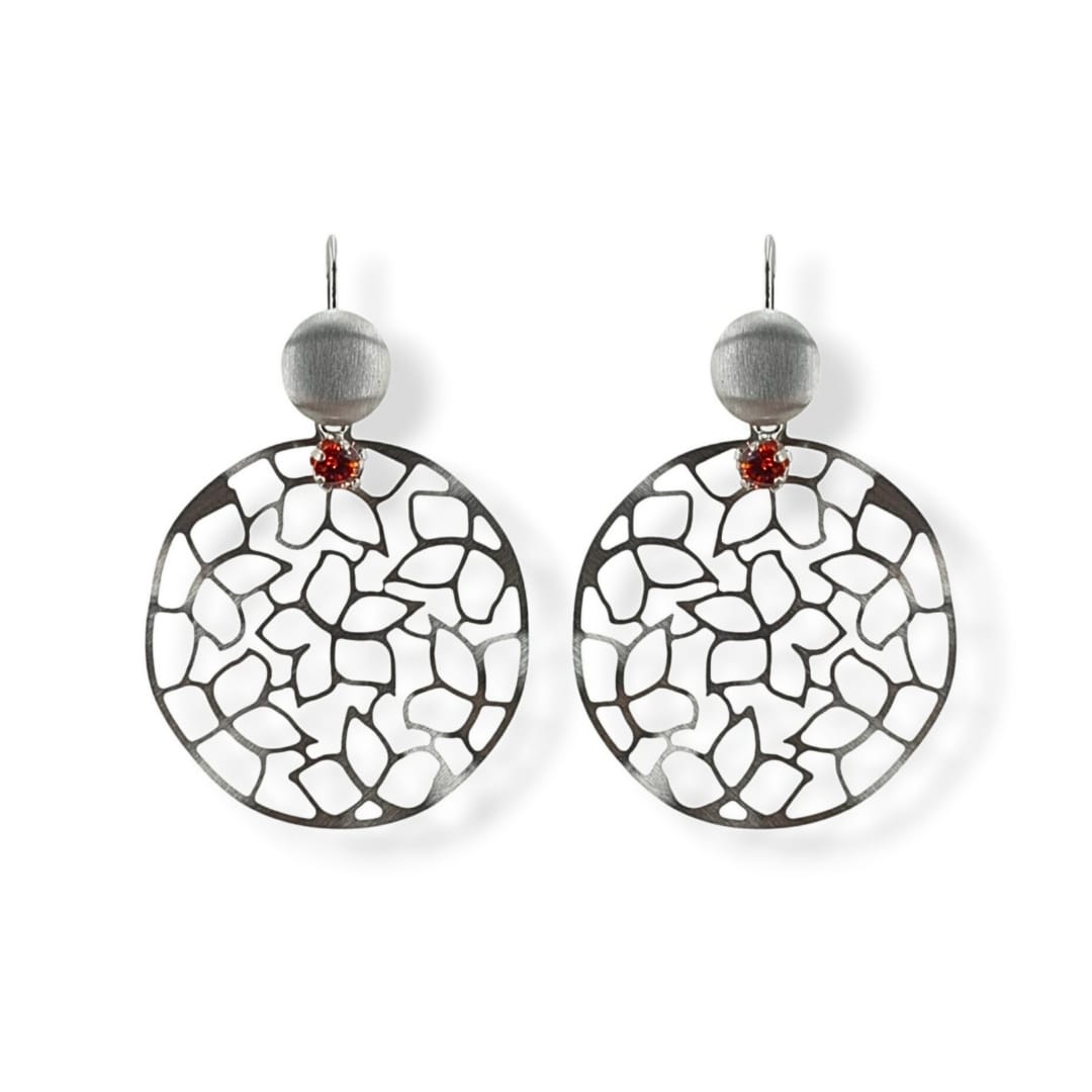 Orecchini in argento 925 satinato taglio laser e cristallo arancio