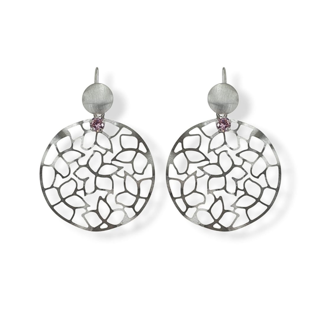 Orecchini in argento 925 satinato taglio laser e cristallo rosa