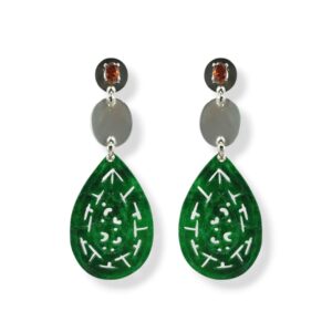 Orecchini con goccia di giada verde, madreperla e argento 925